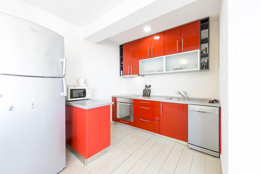 Niko Apartment *